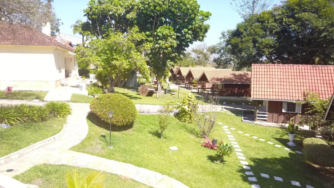 פירקאיה Pousada Casa Amarela מראה חיצוני תמונה