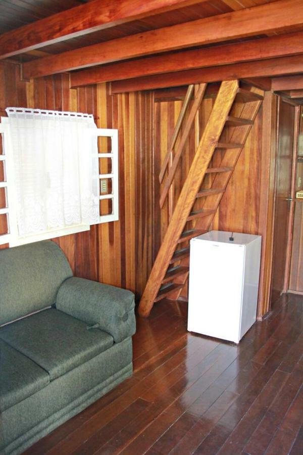 פירקאיה Pousada Casa Amarela מראה חיצוני תמונה
